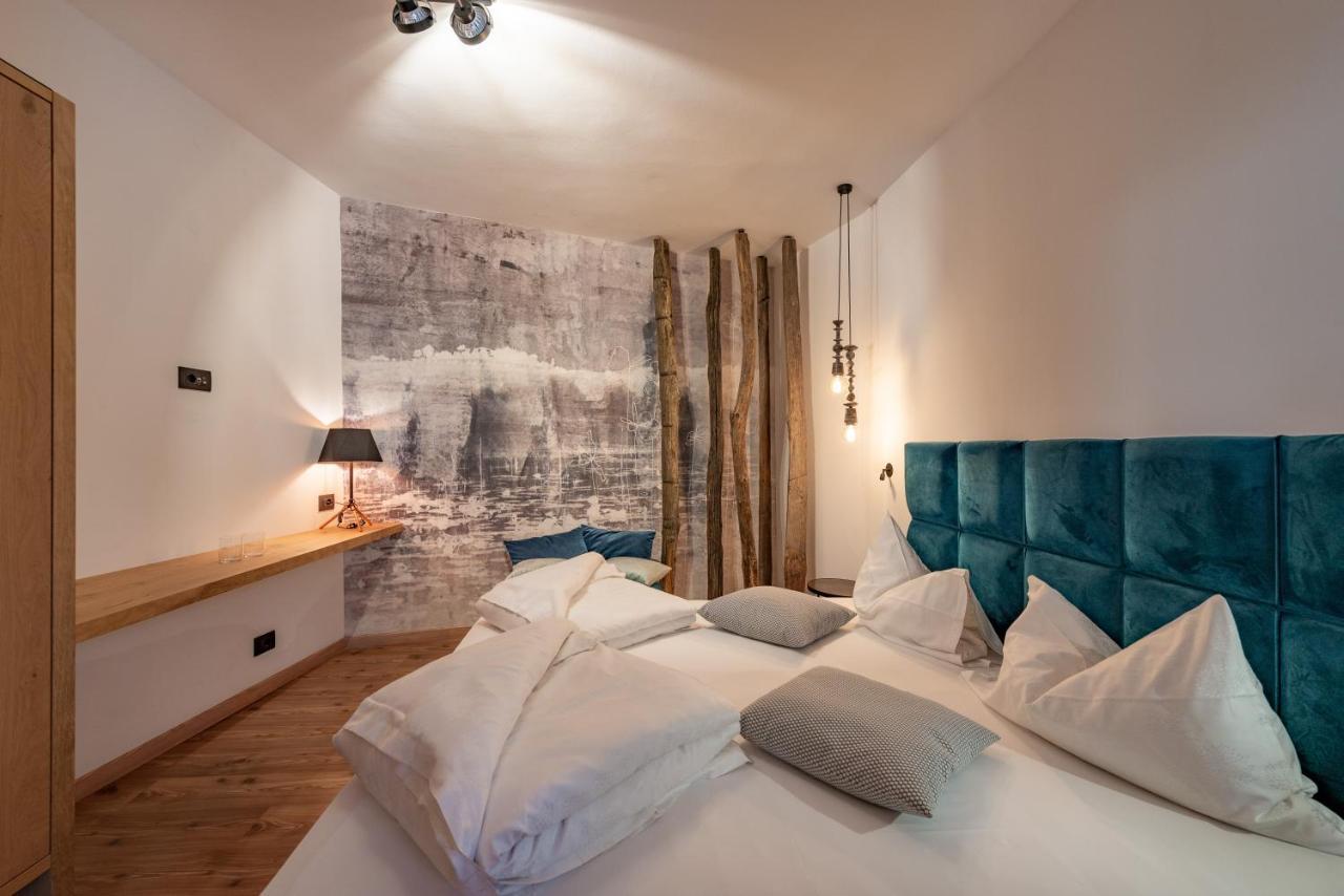 Hotel Goldene Traube Termeno Εξωτερικό φωτογραφία