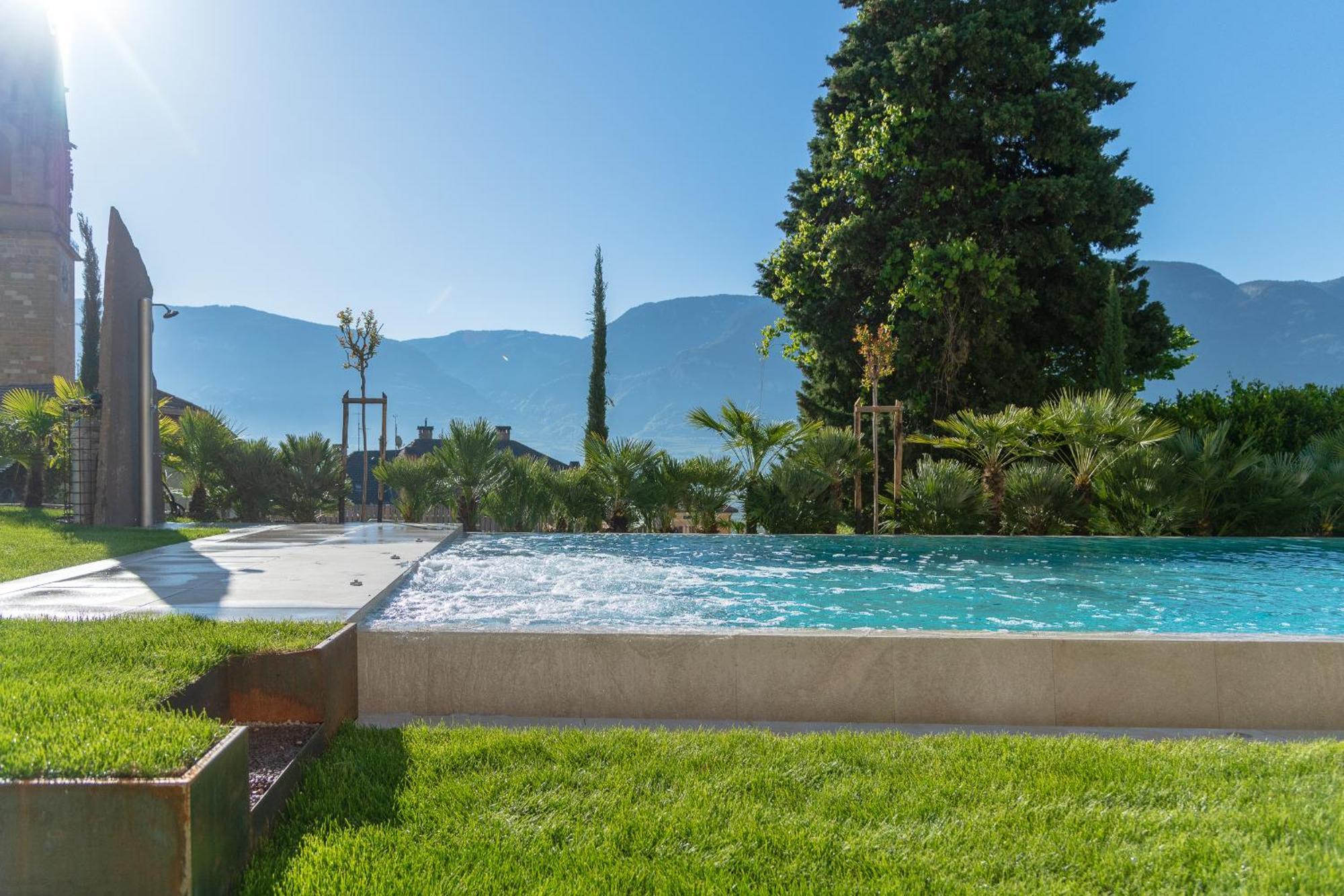 Hotel Goldene Traube Termeno Εξωτερικό φωτογραφία
